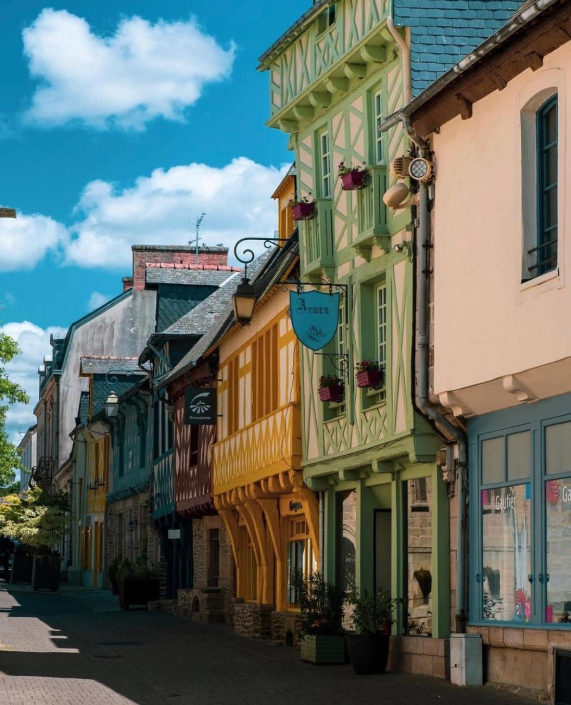 Home Vert La Suite Forges de Lanouee Exterior foto